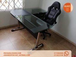 ESCRITORIOS DE VIDRIO EN L